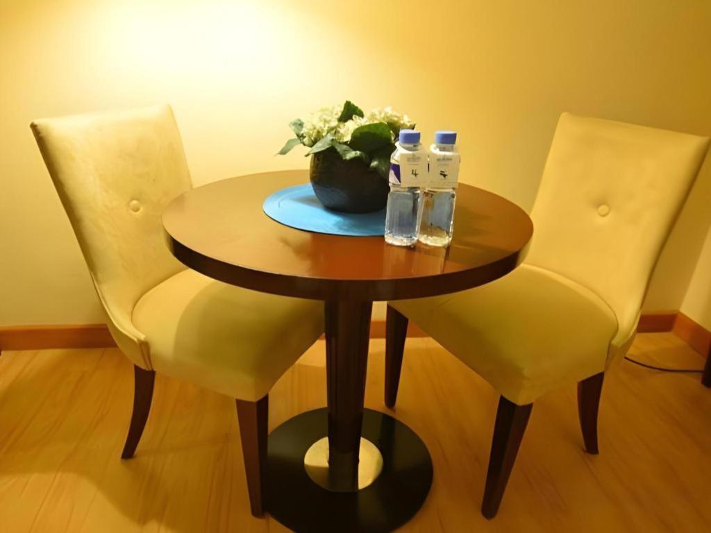 Lancaster Hotel Manila Mandaluyong Εξωτερικό φωτογραφία