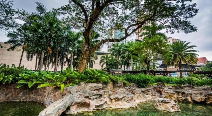 Lancaster Hotel Manila Mandaluyong Εξωτερικό φωτογραφία