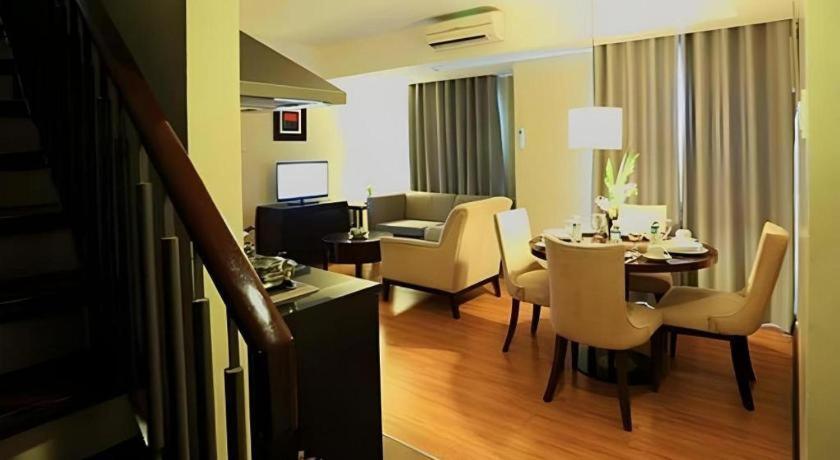 Lancaster Hotel Manila Mandaluyong Εξωτερικό φωτογραφία